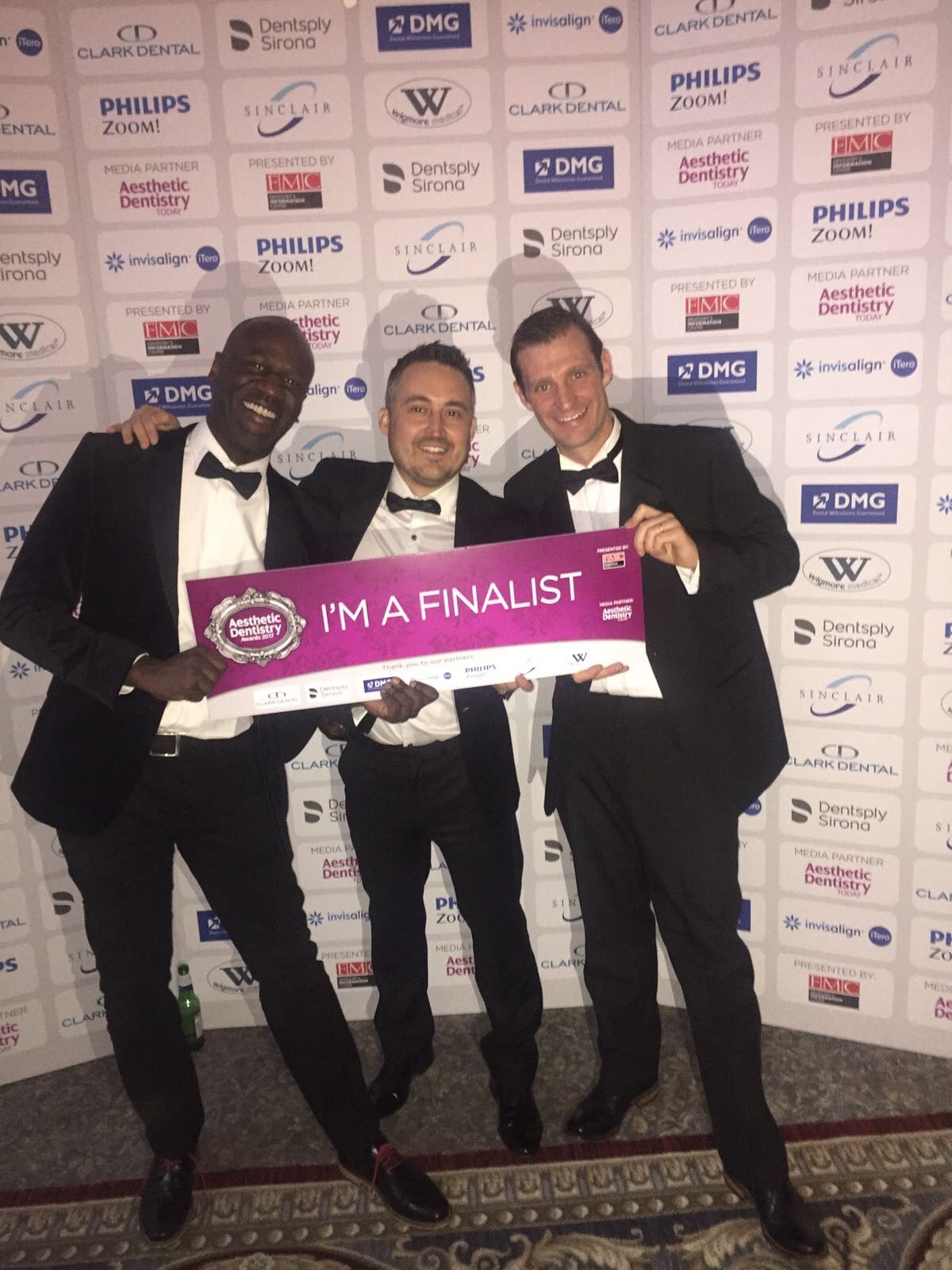 Ten Implant Centre proud of Aesthetic Dentistry Awards recognition